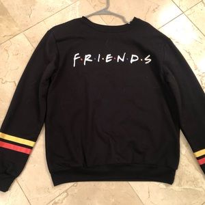 Women’s Friends Sweatshirt in size Large